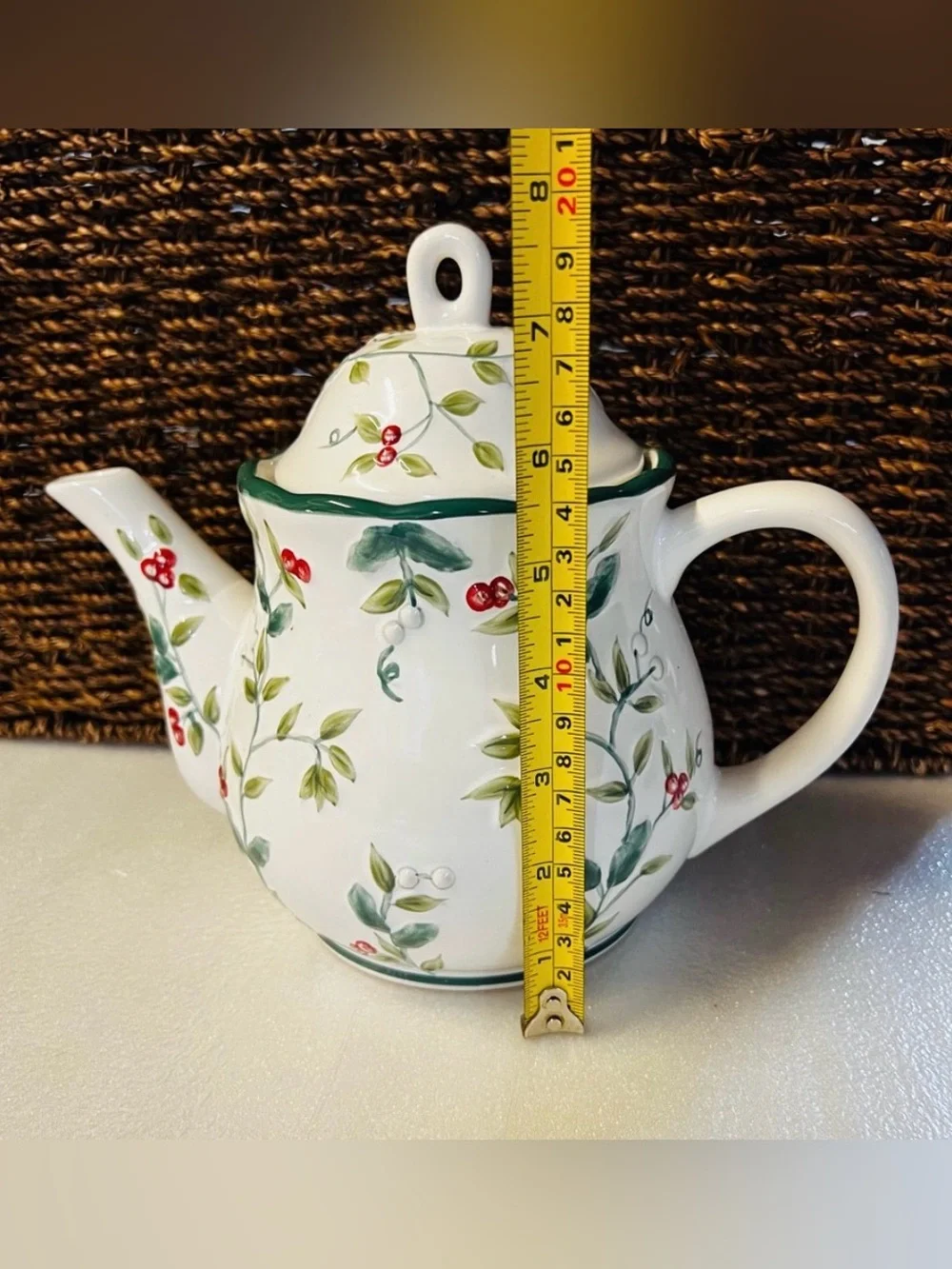 Pfaltzgraff Winterberry Stoneware Teapot Christmas Tea